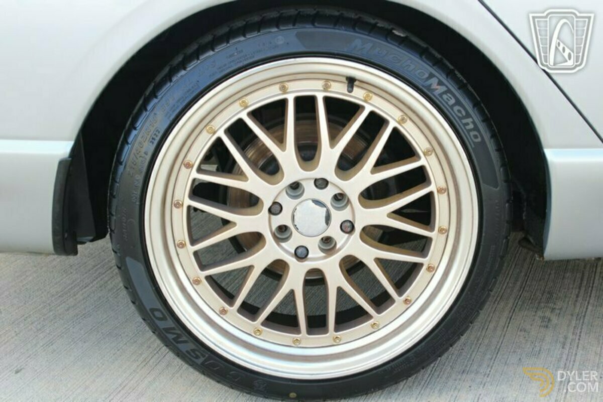 1996 Nissan Skyline, foto 9