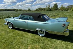 Plymouth Fury Convertible. V8. Automatic. PS. PB. Swivel seat Cabriolet / Roadster 1960 Turquoise