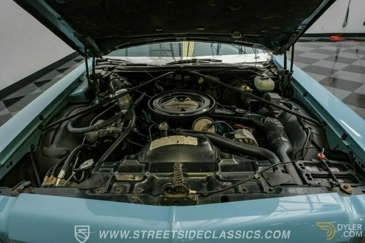 1975 Oldsmobile Delta 88 Royale Convertible, foto 3