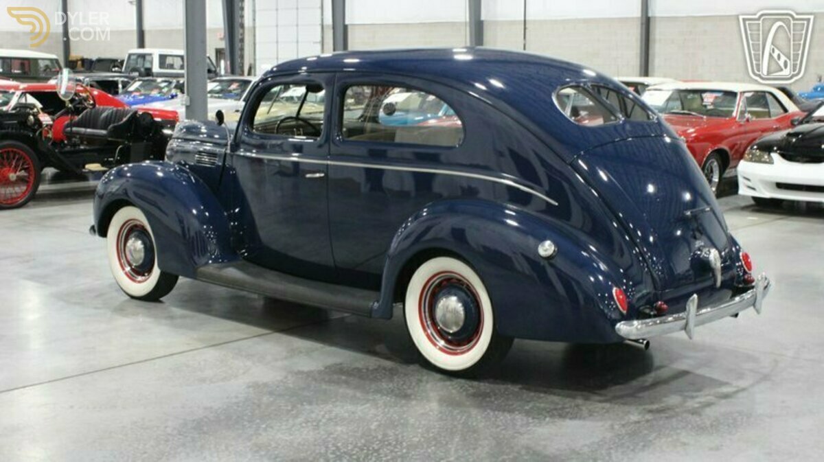 1939 Ford Deluxe, foto 3