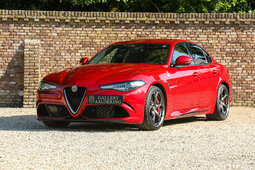 Alfa Romeo Giulia Quadrifoglio Sedan / Saloon 2017 Red