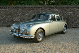 Jaguar MK II Limousine 1964 Grün