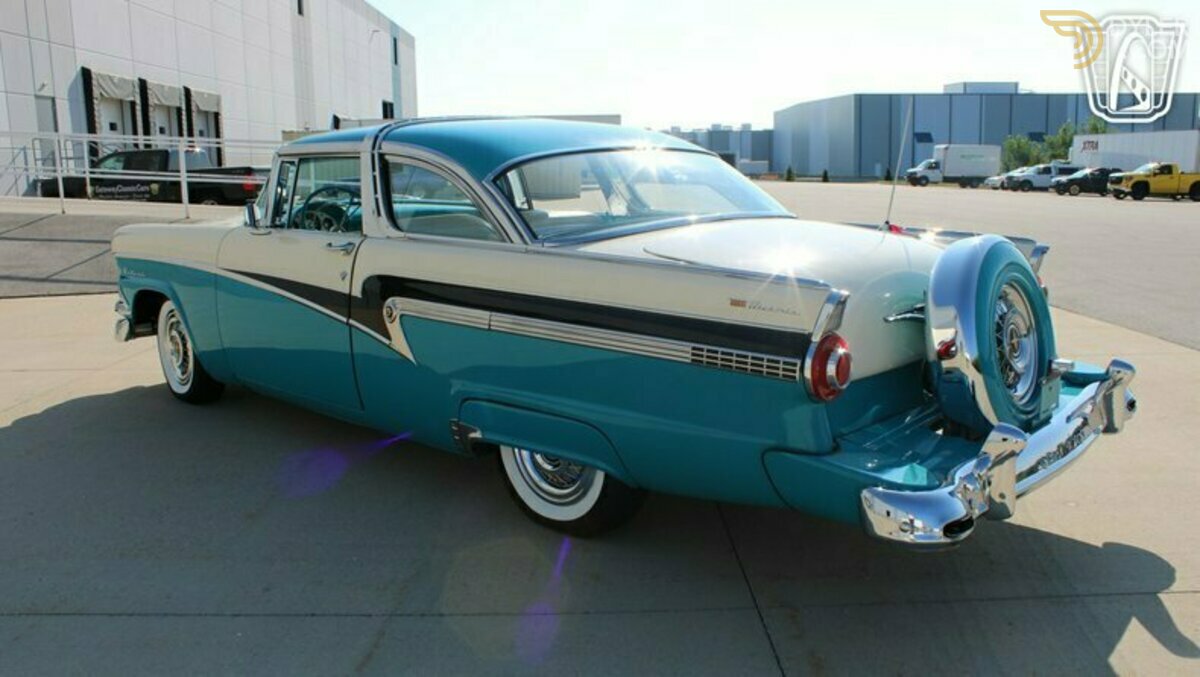1956 Ford Fairlane Meteor Rideau Crown Victoria, foto 9