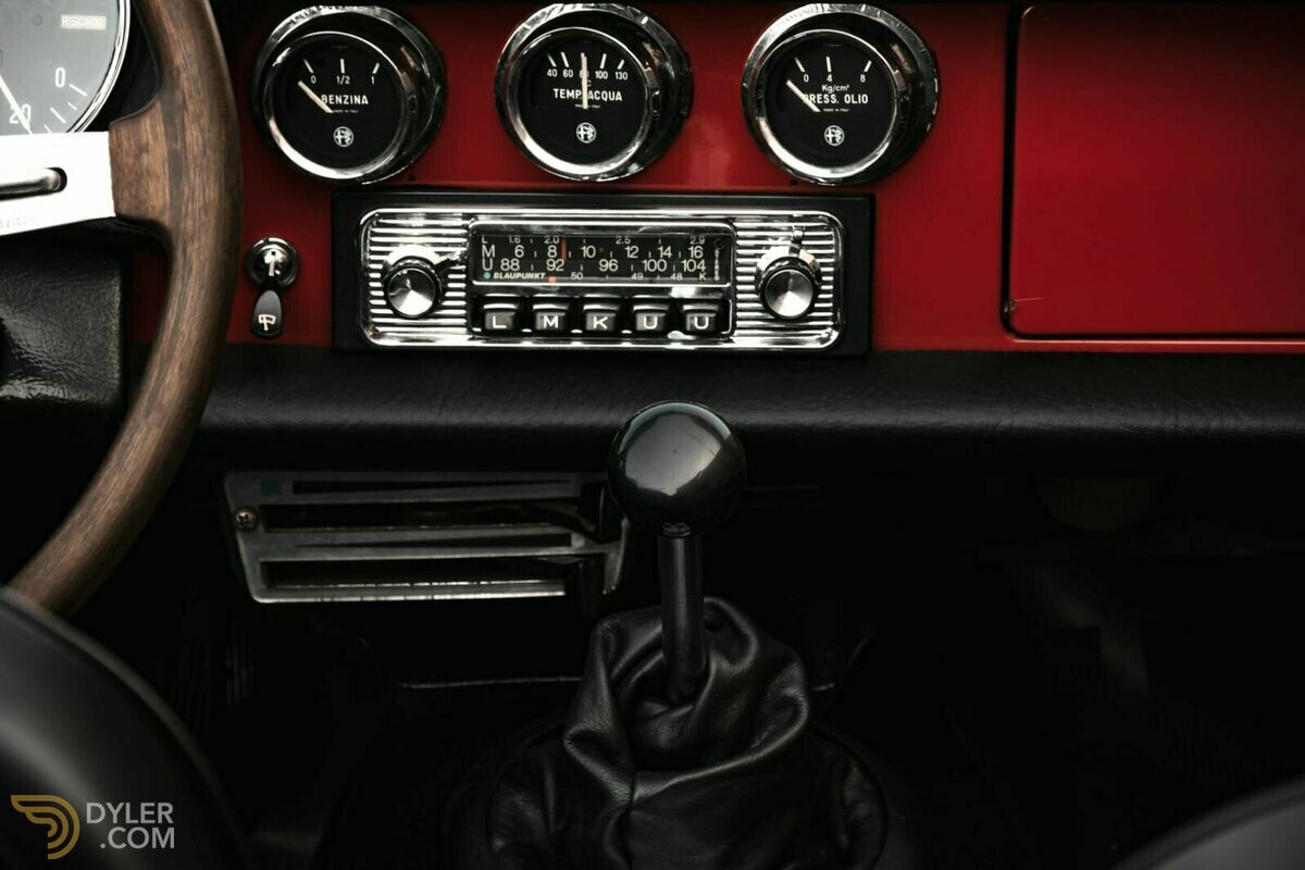 1960 Alfa Romeo Spider Duetto 1750 Osso di Seppia - RESTAURO TOTALE, foto 11