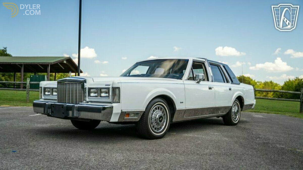 1985 Lincoln Town Car Signature Series, foto 6