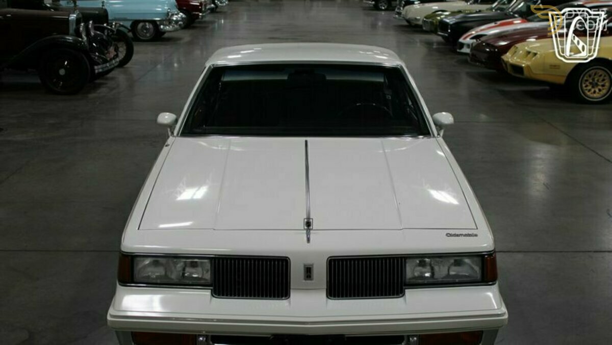 1988 Oldsmobile Cutlass, foto 2