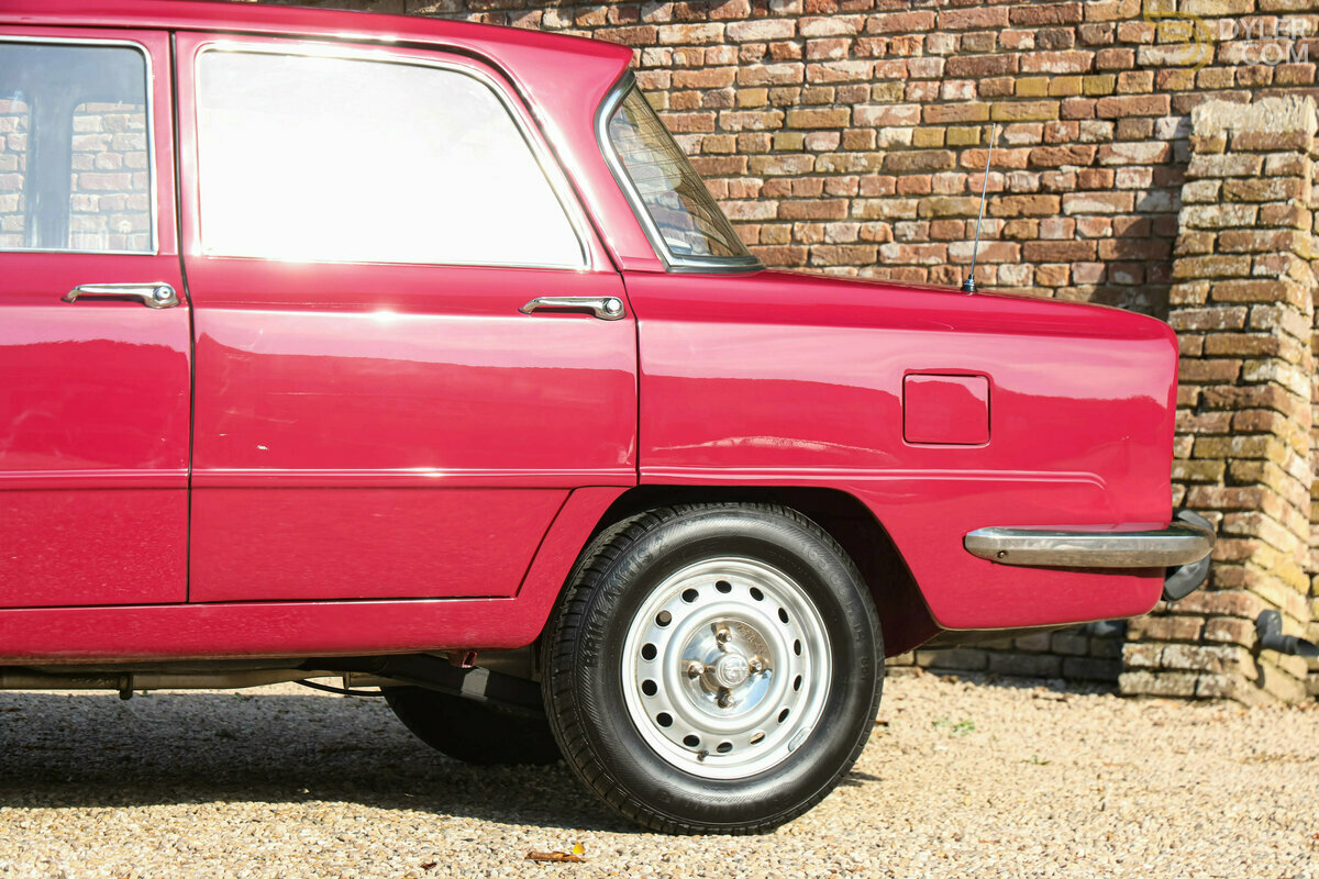 1975 Alfa Romeo Giulia Nuova Super, foto 10