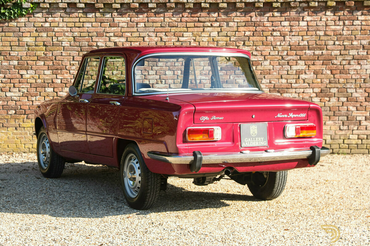 1975 Alfa Romeo Giulia Nuova Super, foto 12