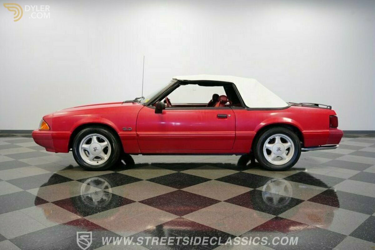 1992 Ford Mustang LX/GT Convertible, foto 2