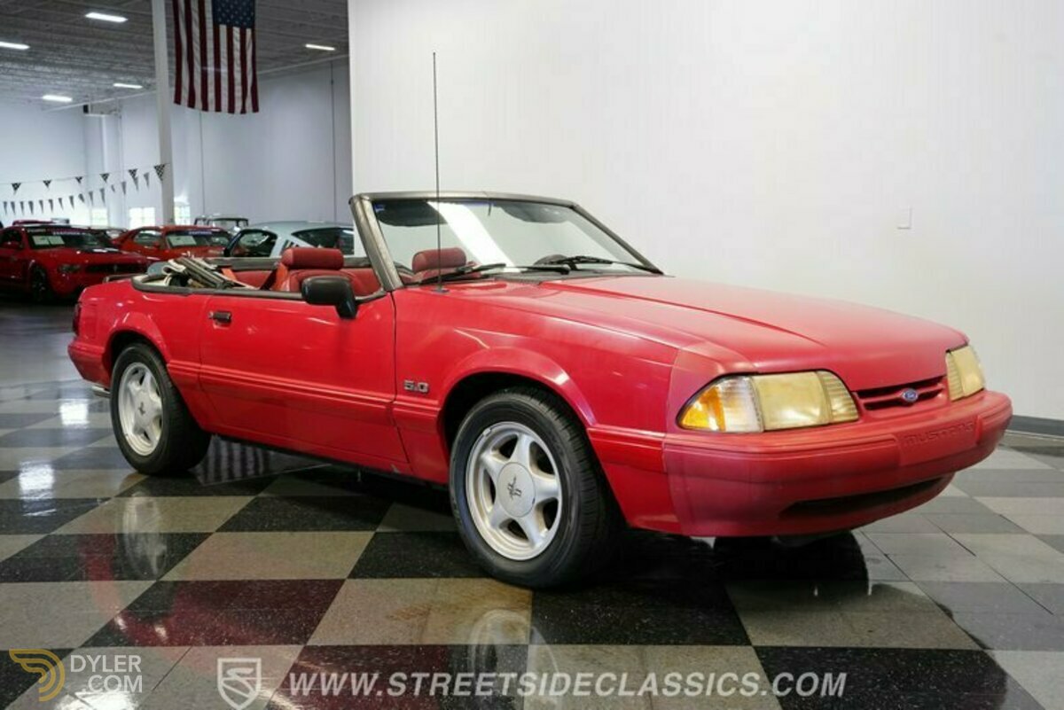 1992 Ford Mustang LX/GT Convertible, foto 1