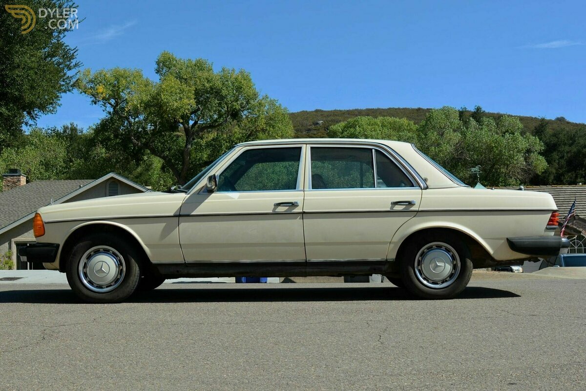 1979 Mercedes-Benz 240D, foto 3
