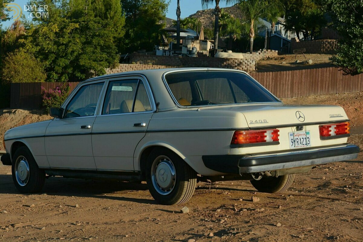 1979 Mercedes-Benz 240D, foto 2