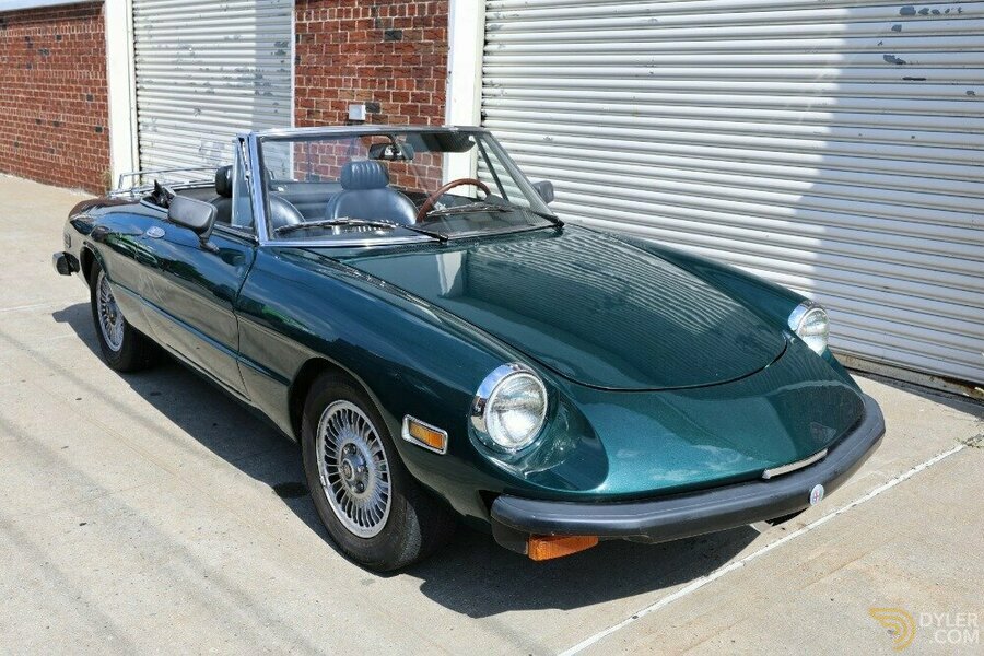 Alfa Romeo 2000 Cabriolet/Roadster 1976 Verde