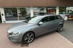 Volvo V60 2.4 D6 Twin engine R-Design NL-auto LAGE KM-STAND Estate Car 2015 Grey