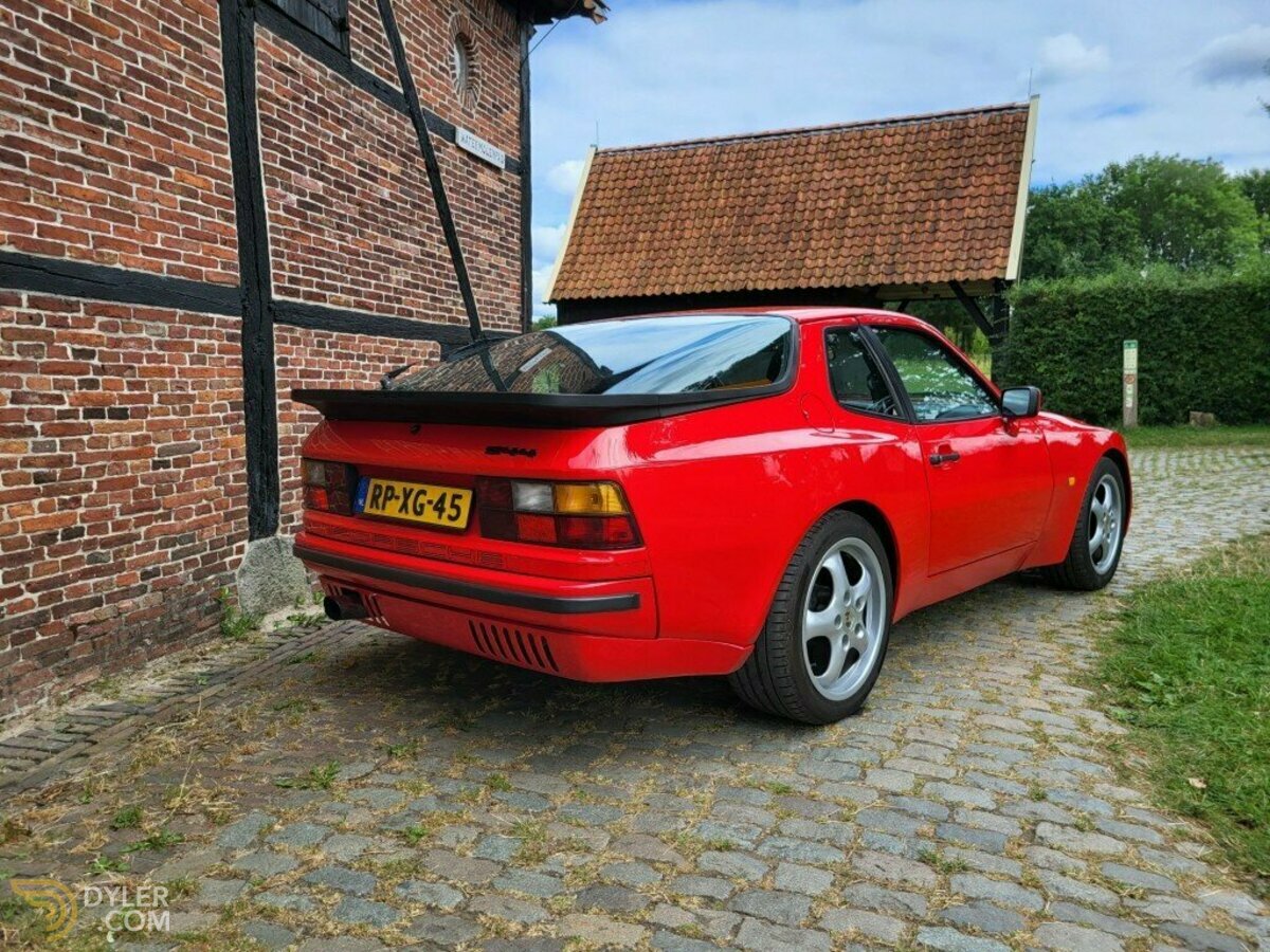 1987 Porsche 944 Type 2 met garantie. 8 x 944 op voorraad, foto 3