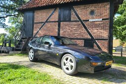 Porsche 944 Type 1 Targa Coupe 1984 Black