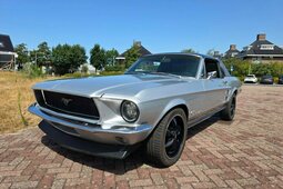 Ford Mustang Coupe 1967 Silver