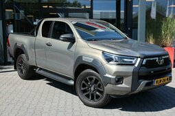 Toyota Hilux 2.8 D-4D X-TRA CAB INVINCIBLE A/T 4WD VAN Todo-o-terreno 2021 Verde