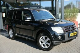 Mitsubishi Pajero 3.2 DID 5DRS A/T VAN Minivan/MPV 2008 Preto