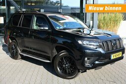 Toyota Camry 2.8 D-4D 5DRS BLACK EDITION A/T VAN Minivan / MPV 2024 Black