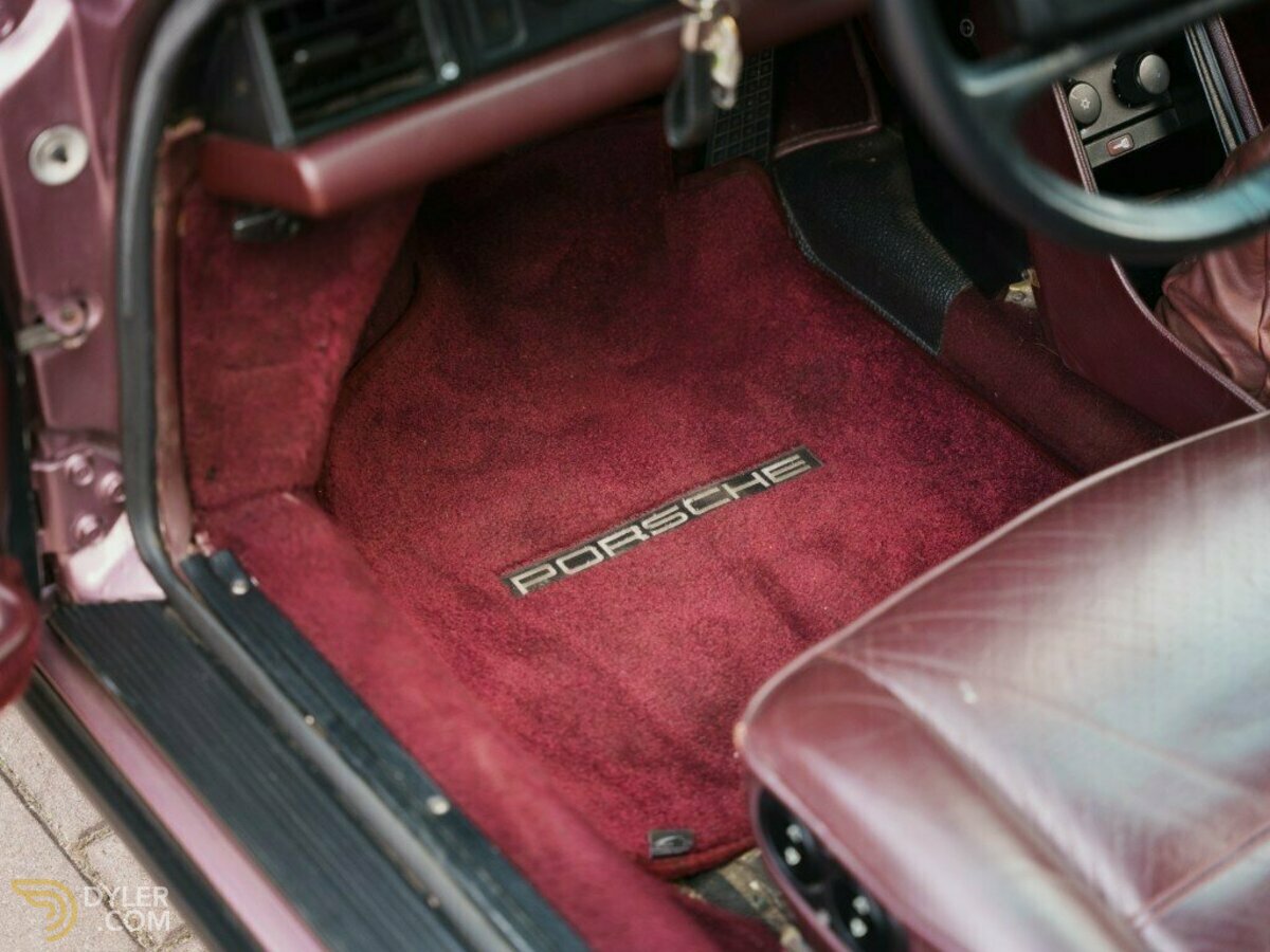 1986 Porsche 911 3.2 Carrera Targa G50  Cassis Rot Metallic - Just, foto 11