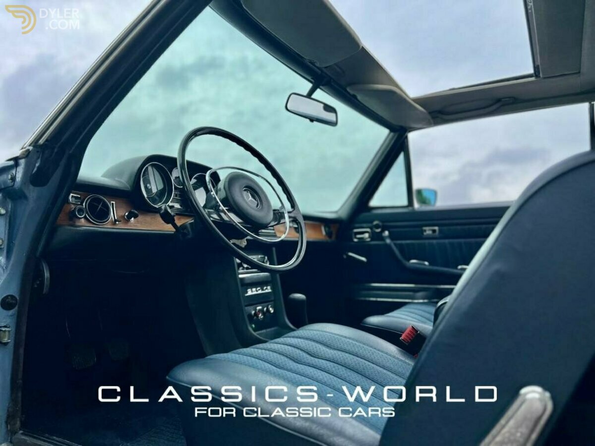 1970 Mercedes-Benz 250 C Coupé  Light Blue Metallic  Manual  Sunroof, foto 3