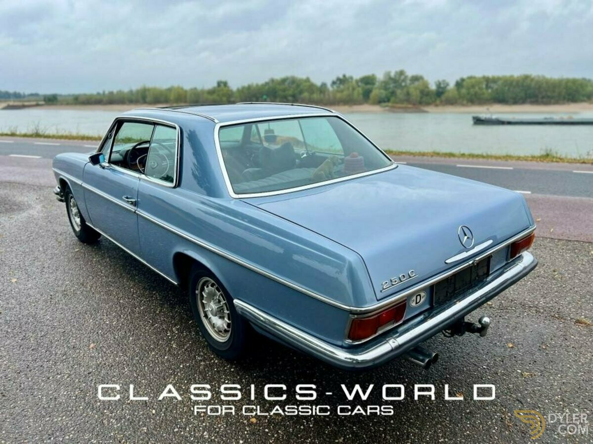 1970 Mercedes-Benz 250 C Coupé  Light Blue Metallic  Manual  Sunroof, foto 9