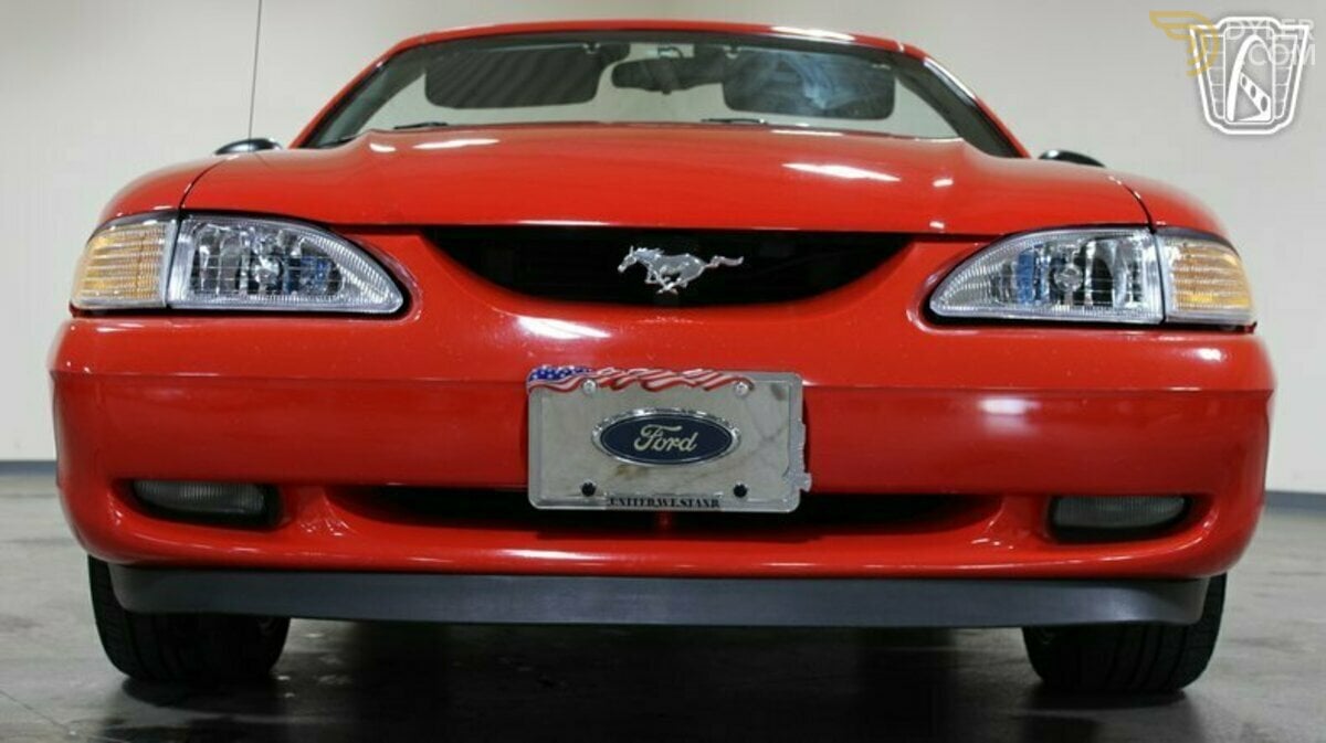 1994 Ford Mustang GT, foto 2