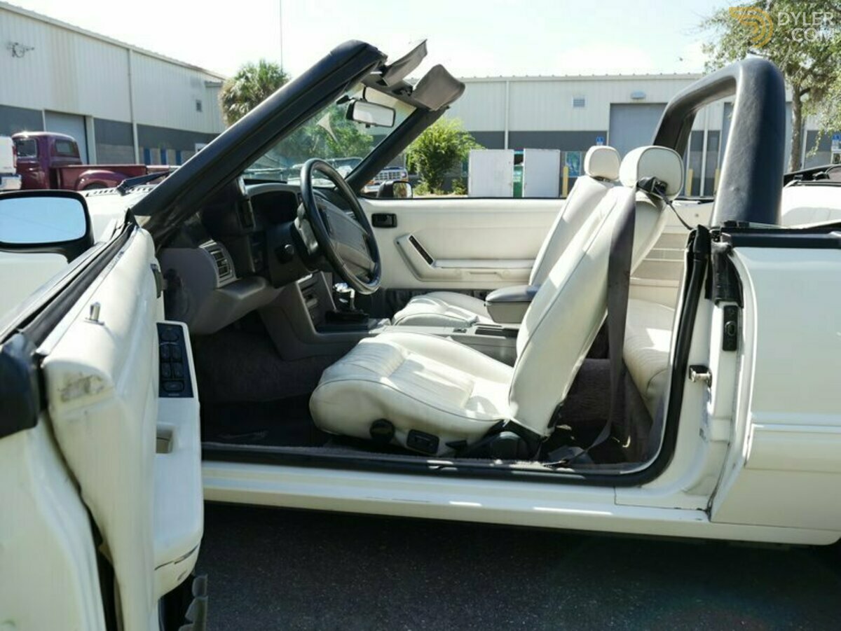 1993 Ford Mustang LX Convertible, foto 4