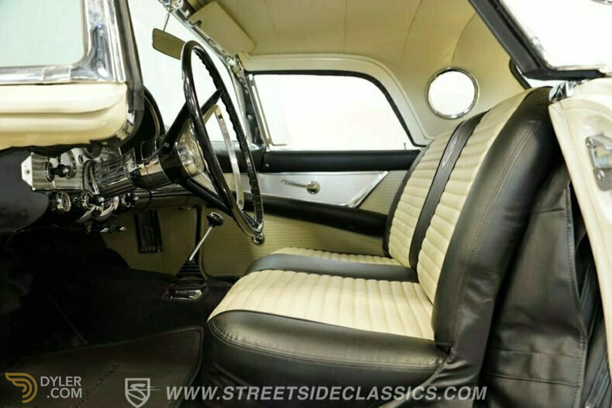 1957 Ford Thunderbird E Code, foto 3