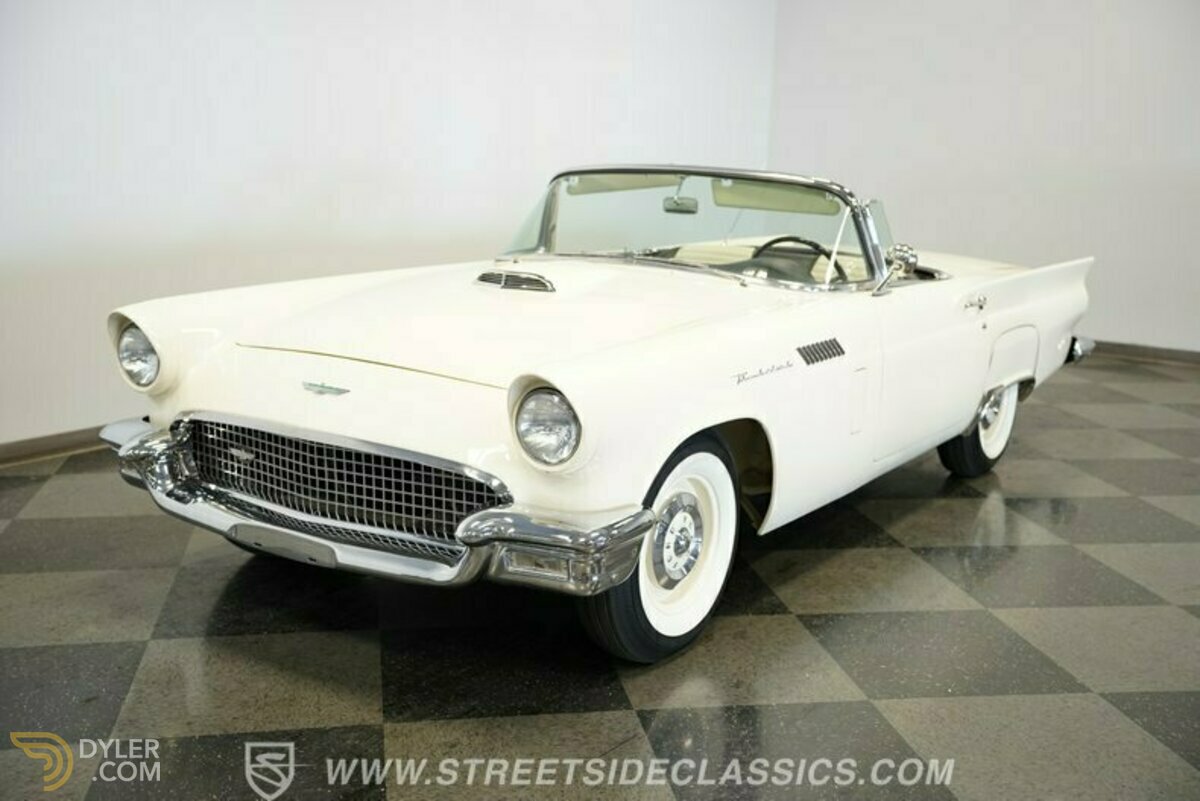 1957 Ford Thunderbird E Code, foto 1