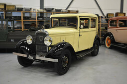 Peugeot 201 Berline Berlina 1933 Giallo
