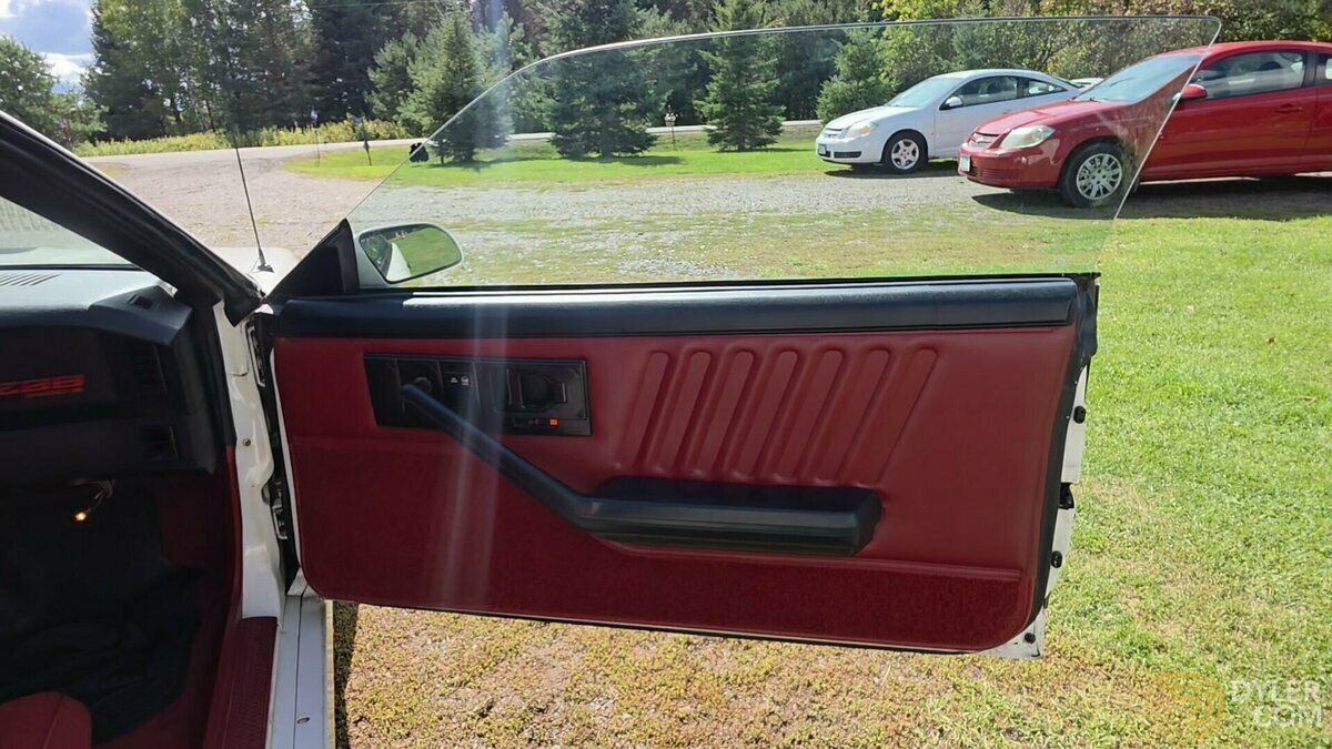 1988 Chevrolet Camaro IROC Z, foto 11