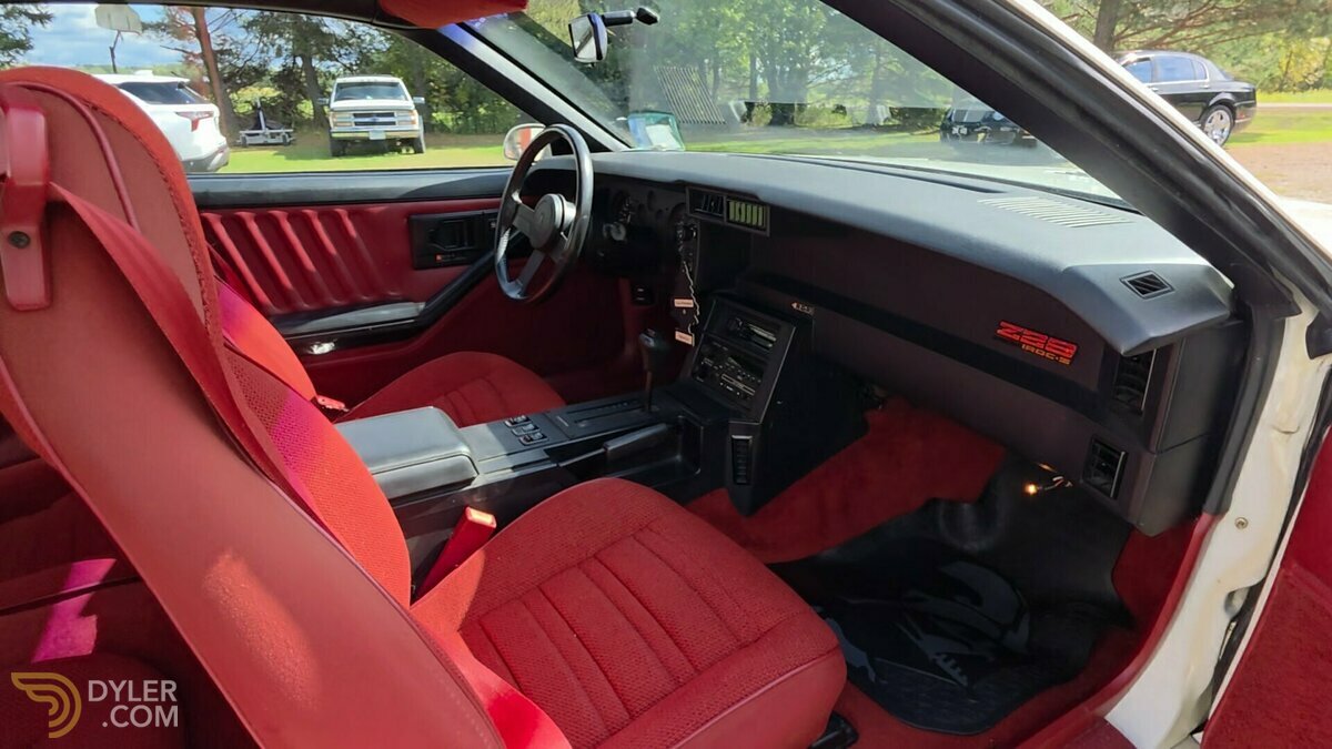 1988 Chevrolet Camaro IROC Z, foto 12