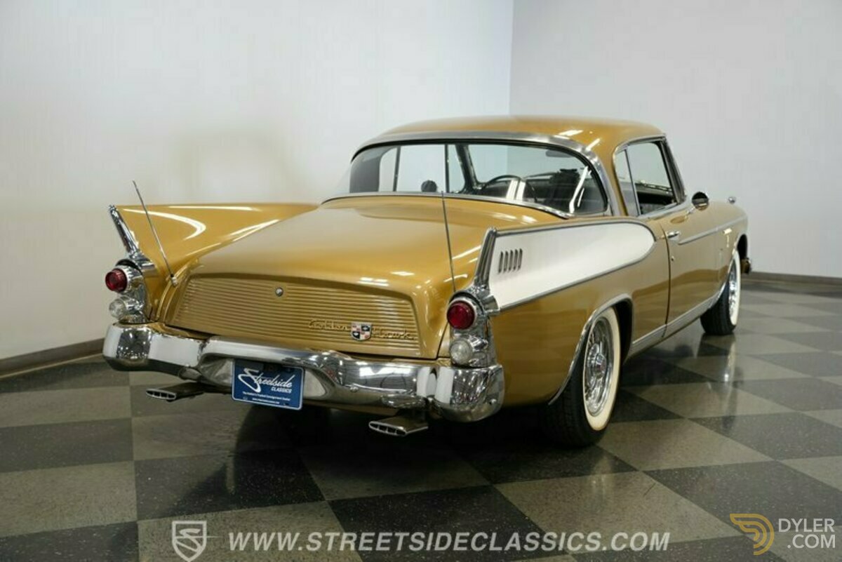 1957 Studebaker Golden Hawk, foto 12