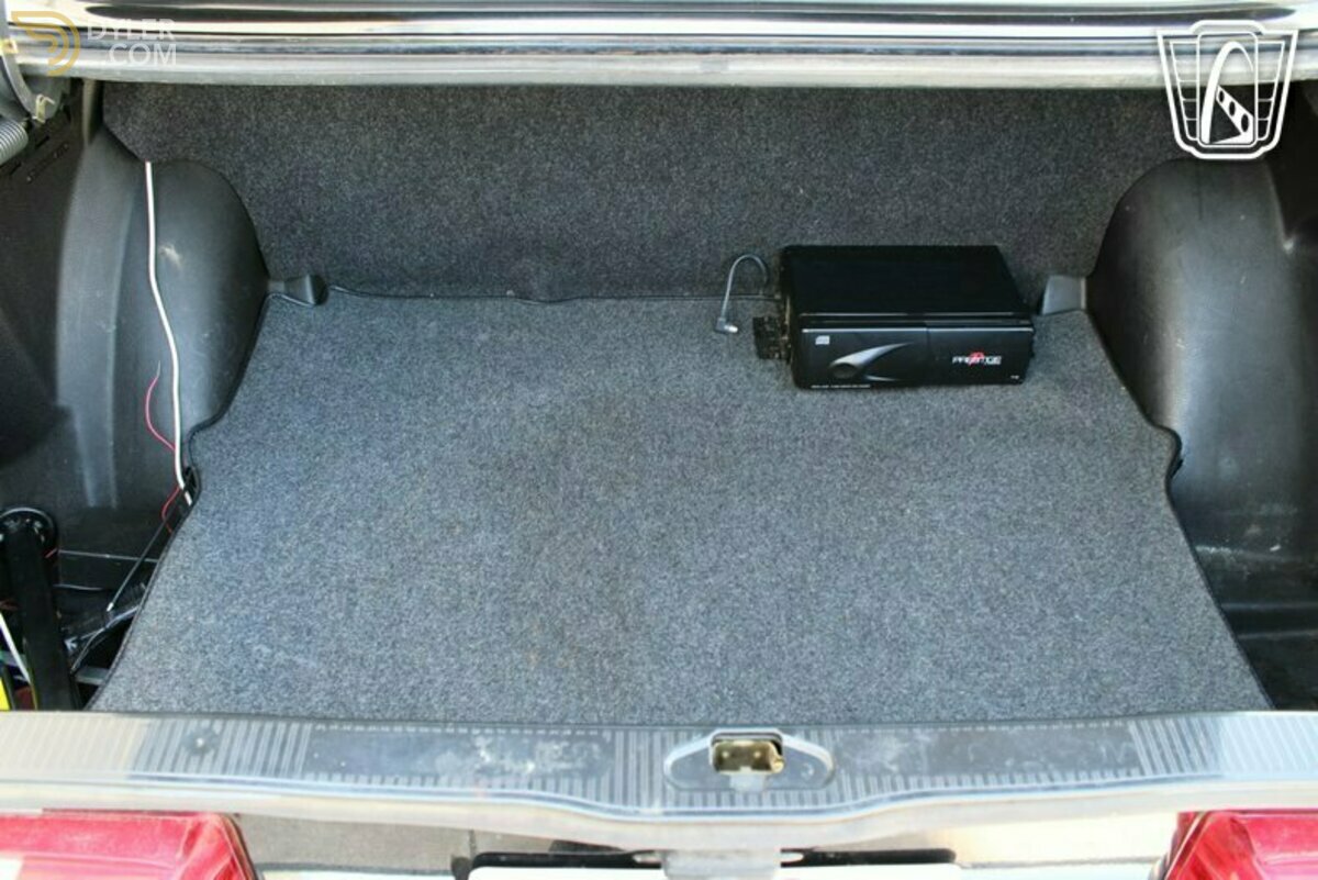 1983 Mercedes-Benz 300D, foto 3