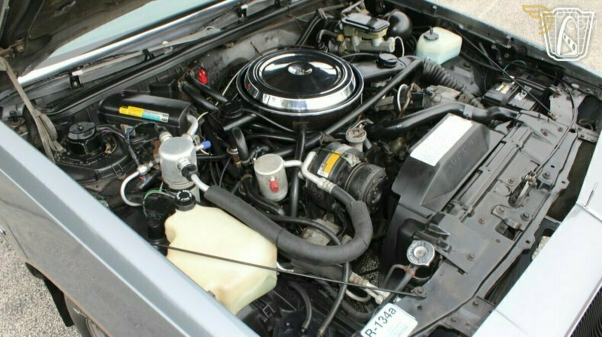1986 Oldsmobile 4-4-2 Salon 442, foto 8