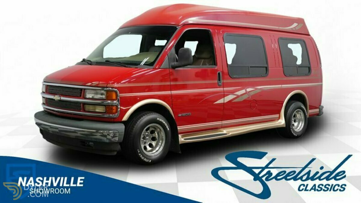 1996 Chevrolet Express Mark III Conversion Van, foto 1