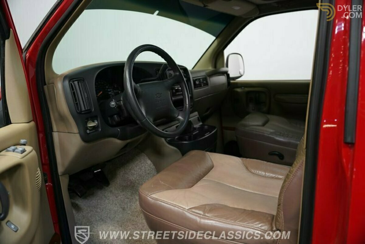 1996 Chevrolet Express Mark III Conversion Van, foto 4