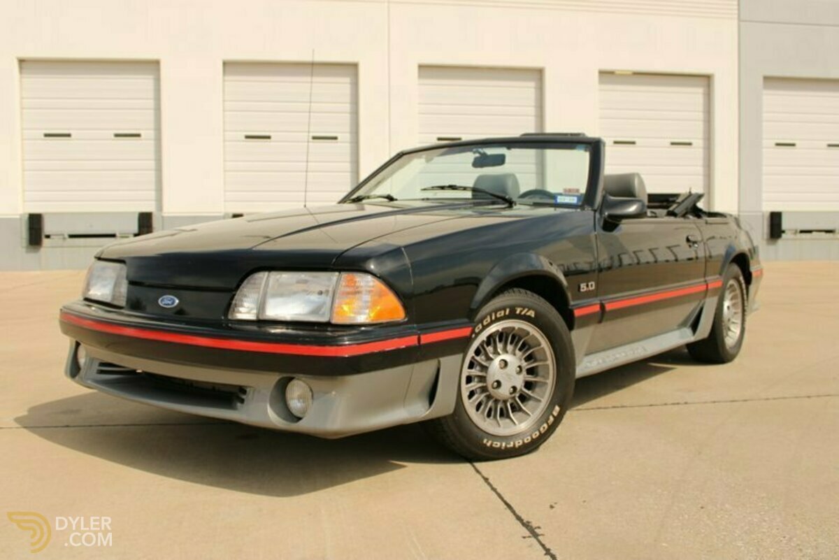 1987 Ford Mustang Convertible, foto 3