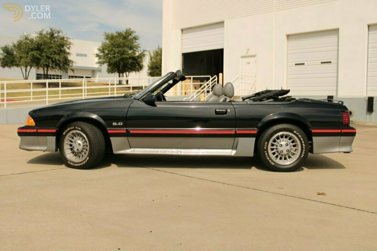 1987 Ford Mustang Convertible, foto 6