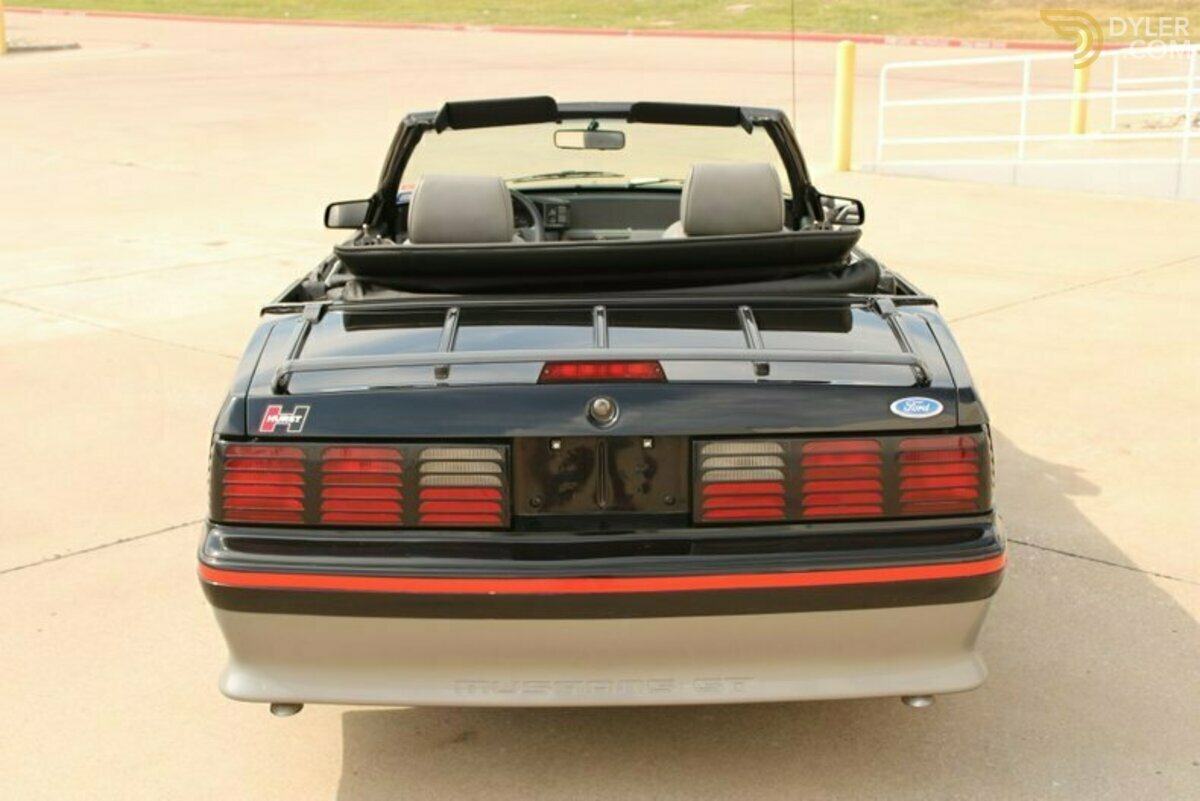 1987 Ford Mustang Convertible, foto 11