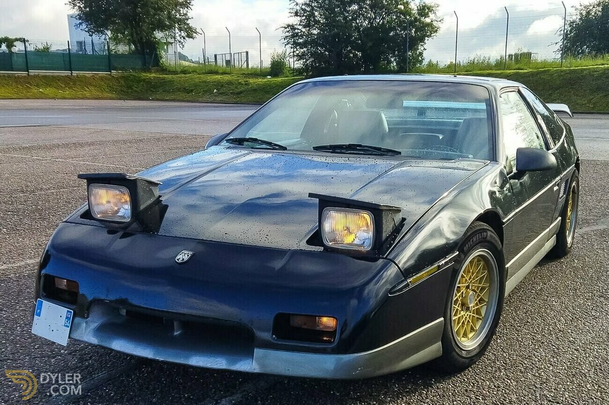 1989 Pontiac Fiero GT V6, foto 1