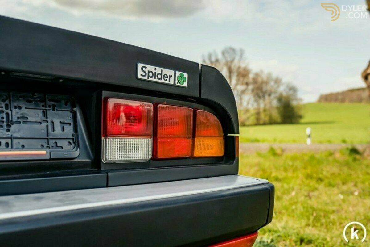 1987 Alfa Romeo Spider Quadrifoglio Verde 2.0 Rosso Alfa, foto 2