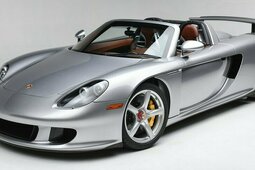 Porsche Carrera GT Cabriolet / Roadster 2006 Red
