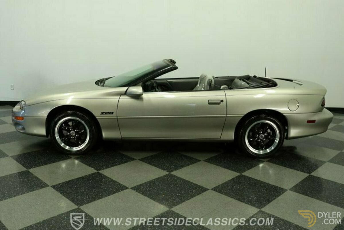 1999 Chevrolet Camaro Z/28 Convertible, foto 2