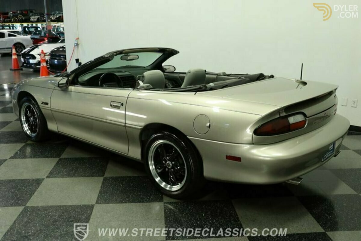 1999 Chevrolet Camaro Z/28 Convertible, foto 6