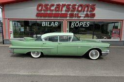 Cadillac DeVille 4 Door Hardtop. PS. PB. Sedan / Saloon 1958 Green