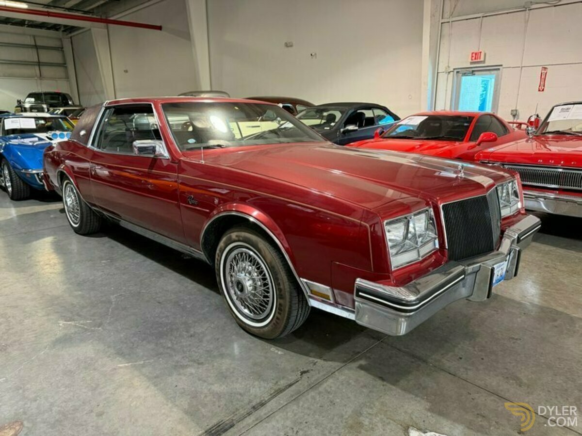 1985 Buick Riviera Coupe, foto 2