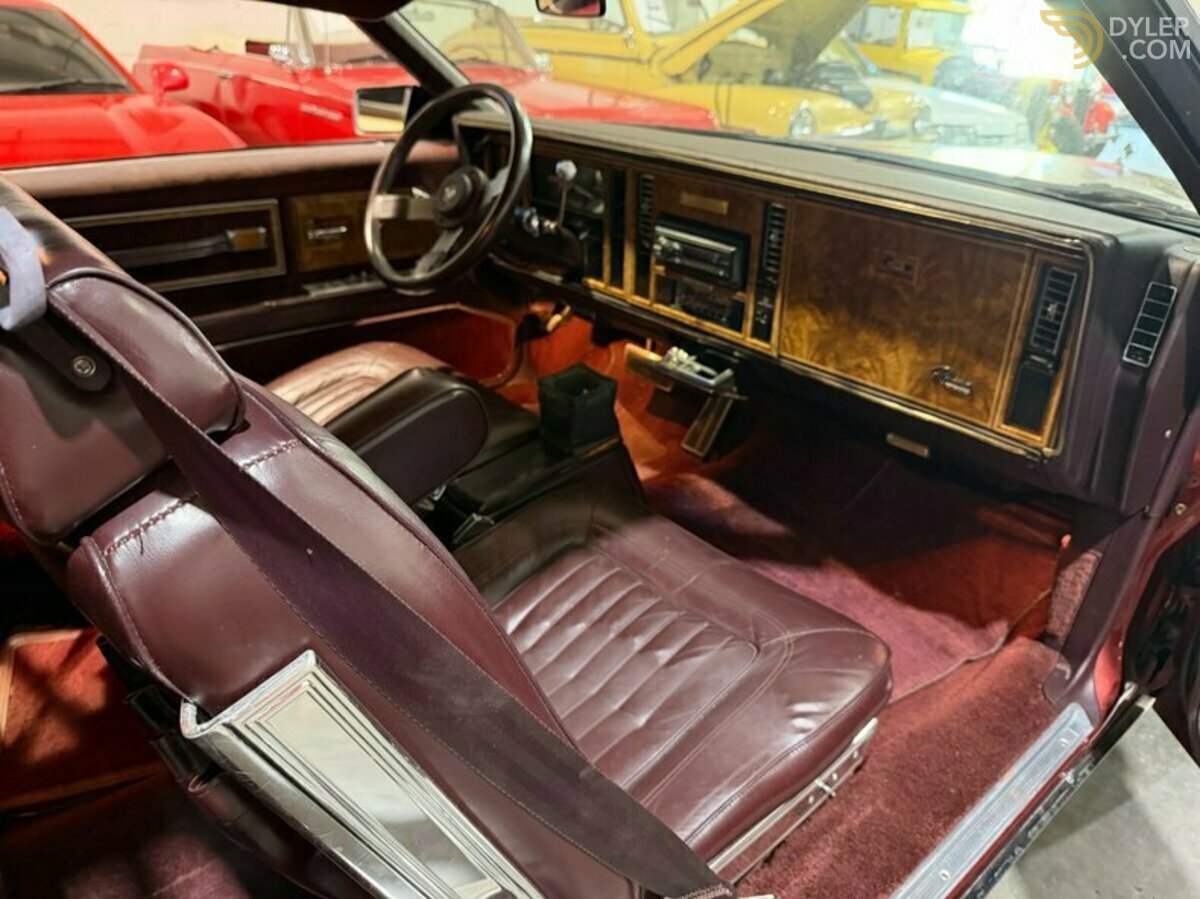 1985 Buick Riviera Coupe, foto 4